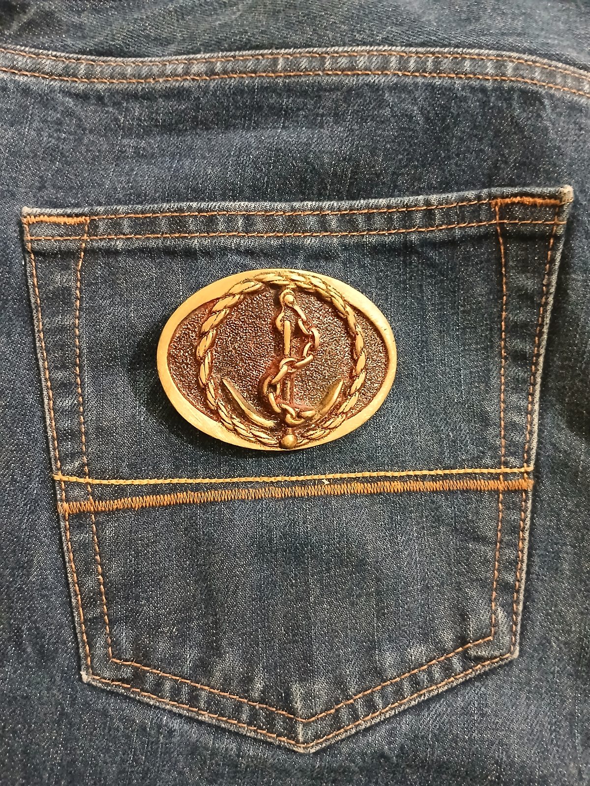 Anchor Vintage Belt Buckle – On jeans back pocket Anchor vintage belt buckle – on jeans back pocket
