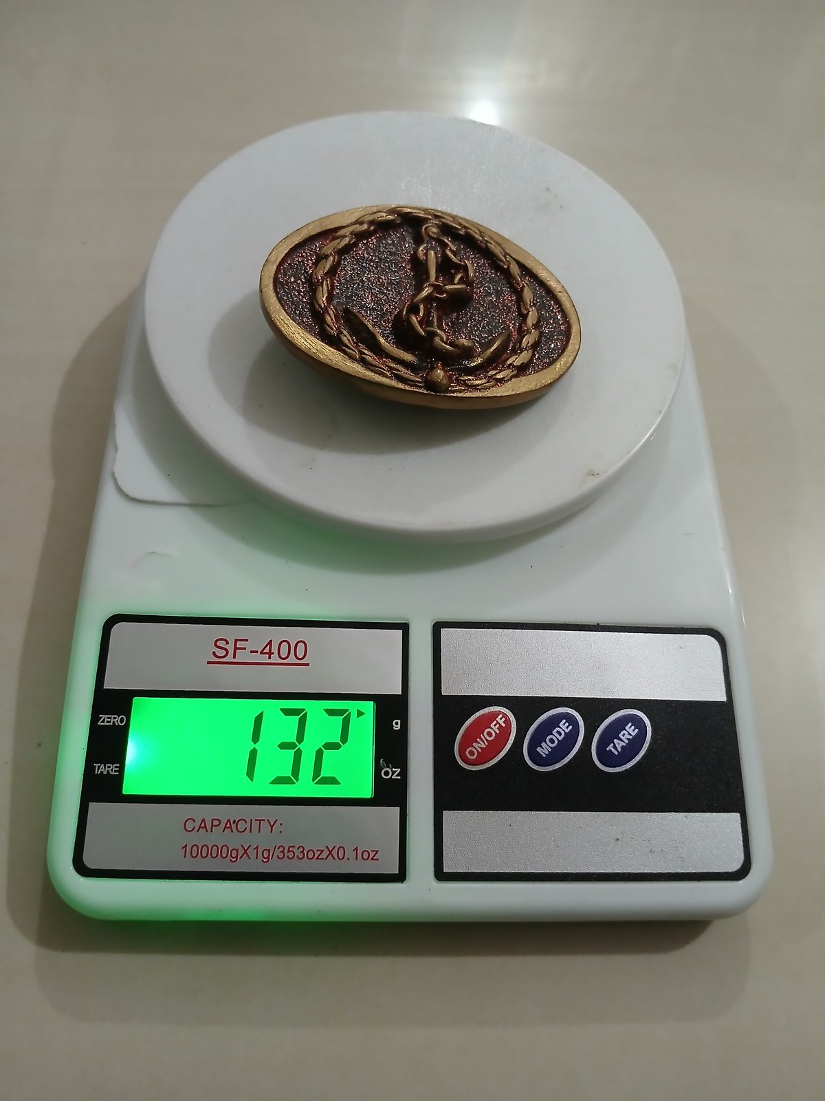 Anchor Vintage Belt Buckle – On scale showing weight Anchor vintage belt buckle – on scale showing weight