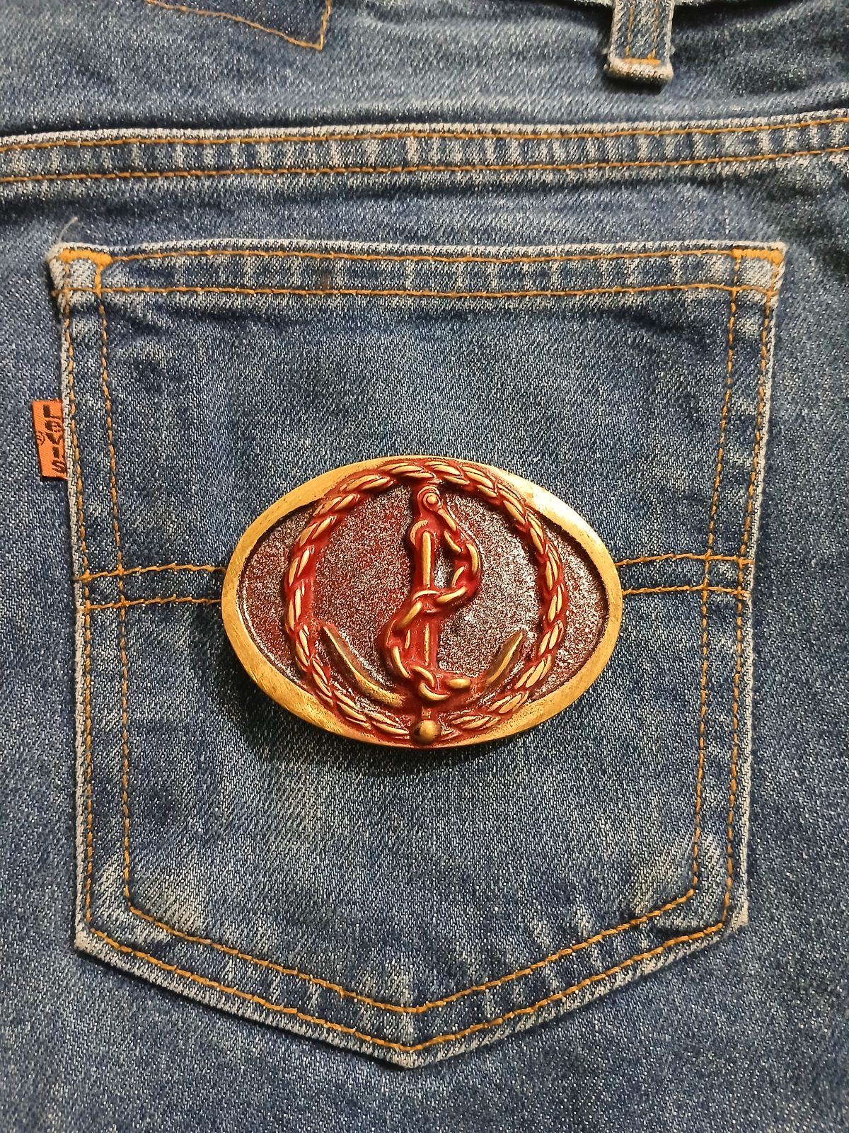 Anchor Vintage Belt Buckle – On jeans back pocket Anchor vintage belt buckle – on jeans back pocket