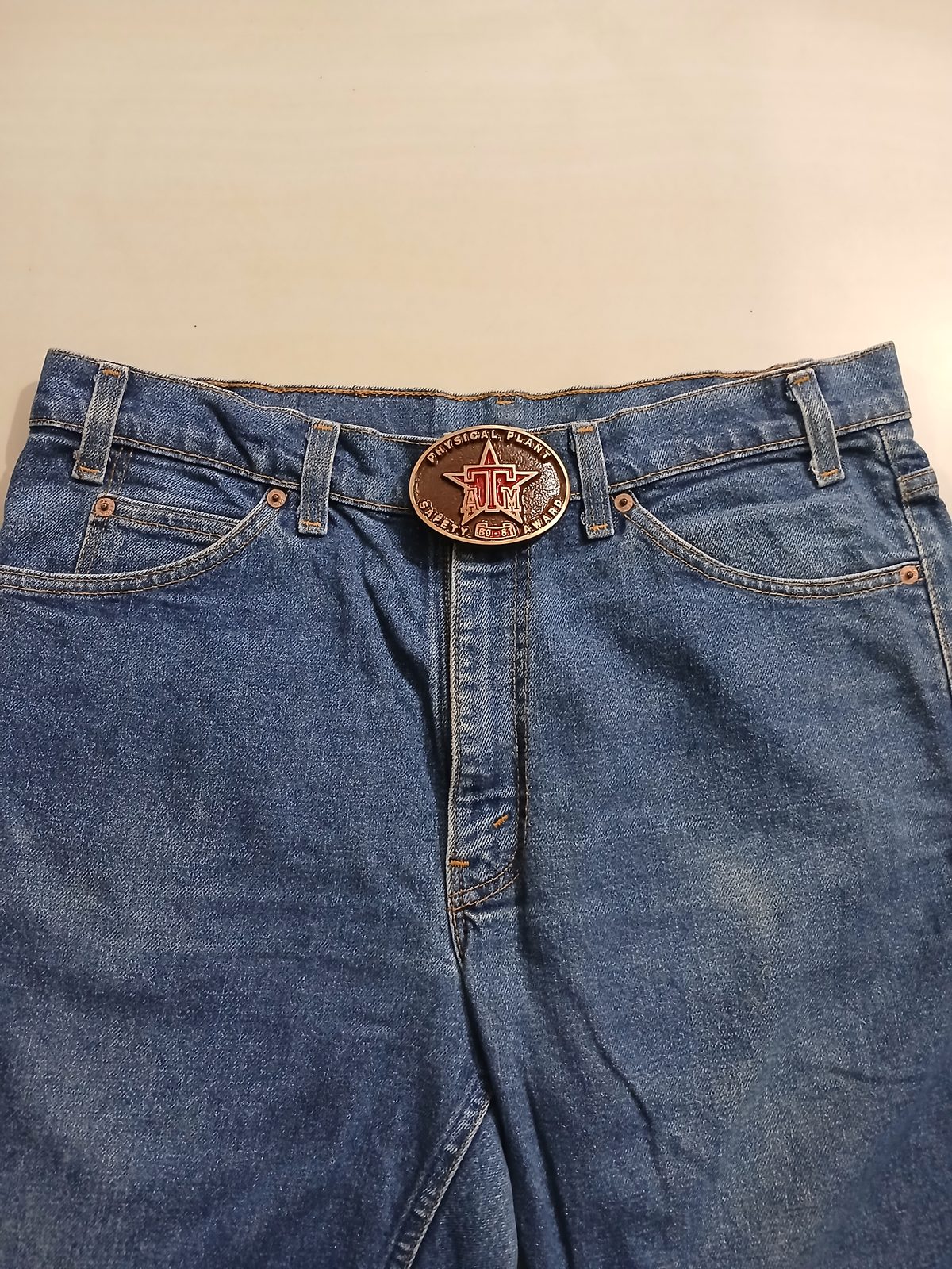 ATM Safety Award 80-81 Vintage Belt Buckle – Worn on belt with jeans ATM Safety Award 80-81 vintage belt buckle – worn on belt with jeans