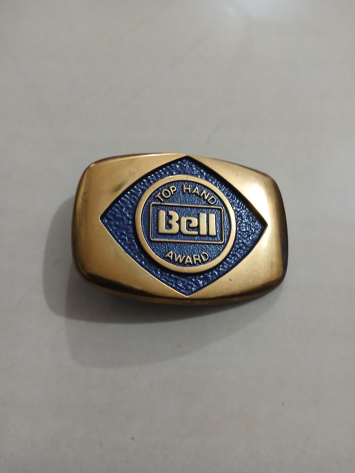 Bell Top Hand Award Vintage Belt Buckle – Front view Bell Top Hand Award vintage belt buckle – front view