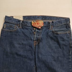 Builder vintage belt buckle – worn on belt with jeans