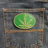 Cannabis Leaf vintage belt buckle – on jeans back pocket