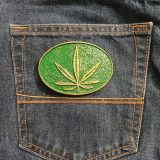 Cannabis Leaf vintage belt buckle – on jeans back pocket