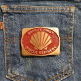 Ciniza Refinery vintage belt buckle – on jeans back pocket