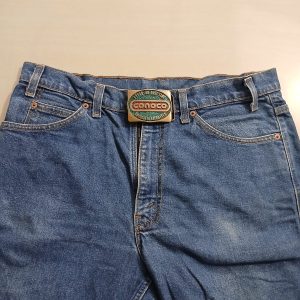 Conoco Chocolate Bayou 1982 vintage belt buckle – worn on belt with jeans