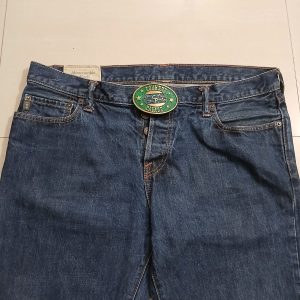 Country Palace vintage belt buckle – worn on belt with jeans
