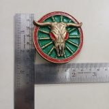 Cow Skull vintage belt buckle – with ruler for size