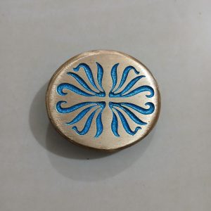 Floral Swirl vintage belt buckle – front view