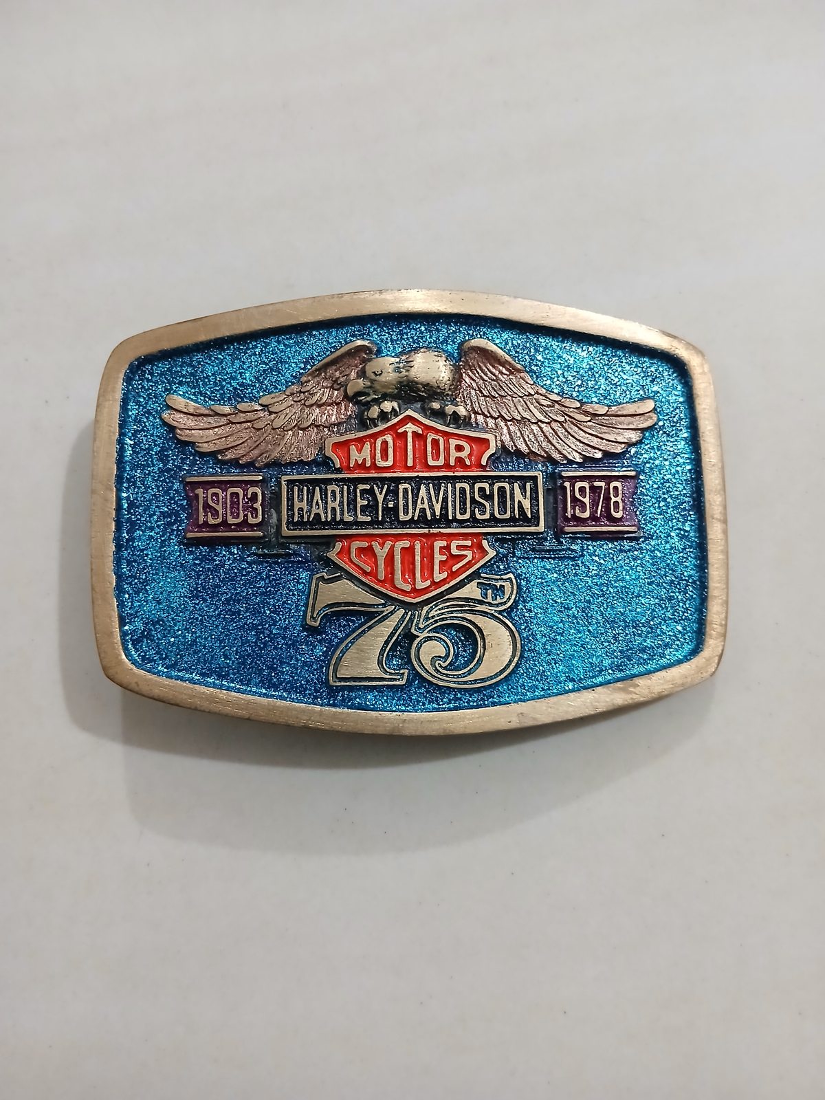 Harley-Davidson 75th Anniversary 1903-1978 Vintage Belt Buckle – Front view Harley-Davidson 75th Anniversary 1903-1978 vintage belt buckle – front view