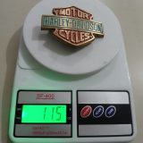 Harley-Davidson Bar Shield vintage belt buckle – on scale showing weight