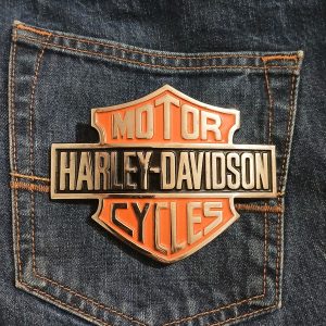 Harley-Davidson Bar Shield vintage belt buckle – worn on belt with jeans