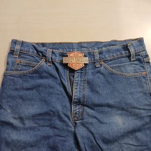 Harley-Davidson Bar Shield vintage belt buckle – worn on belt with jeans
