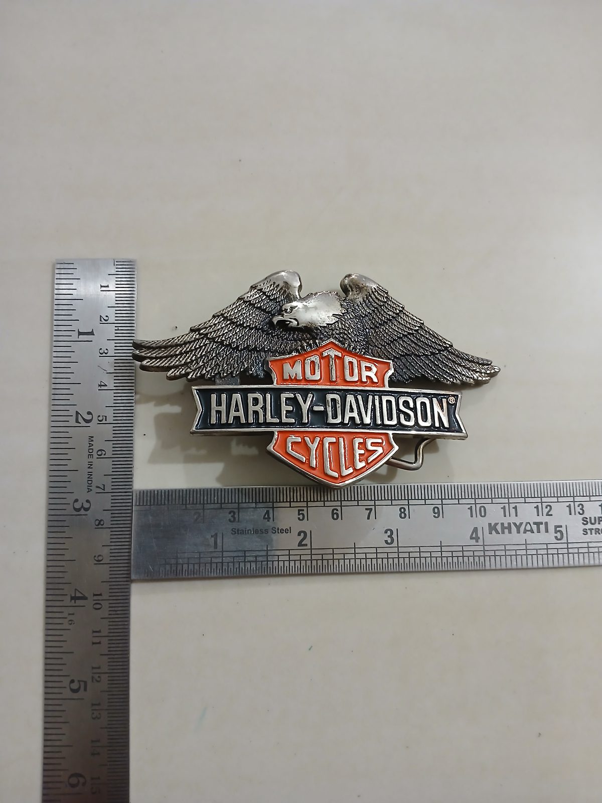 Harley-Davidson Eagle Vintage Belt Buckle – With ruler for size Harley-Davidson Eagle vintage belt buckle – with ruler for size