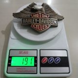 Harley-Davidson Eagle vintage belt buckle – on scale showing weight