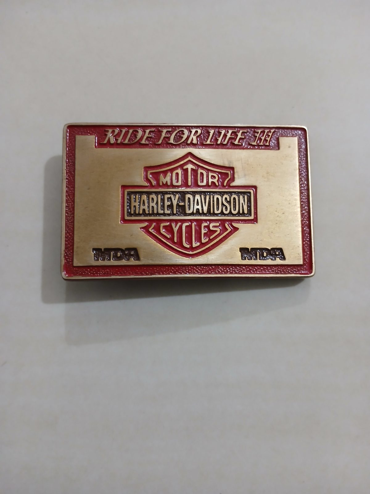 Harley-Davidson MDA Vintage Belt Buckle – Front view Harley-Davidson MDA vintage belt buckle – front view