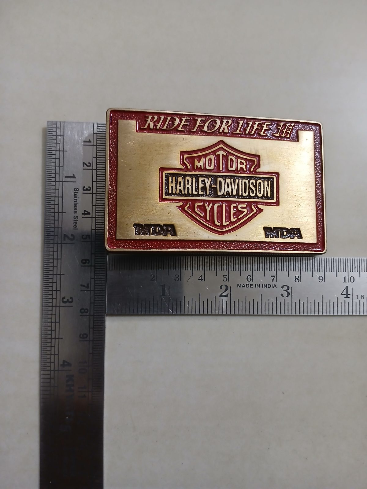 Harley-Davidson MDA Vintage Belt Buckle – With ruler for size Harley-Davidson MDA vintage belt buckle – with ruler for size