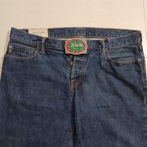 Hawaii vintage belt buckle – worn on belt with jeans