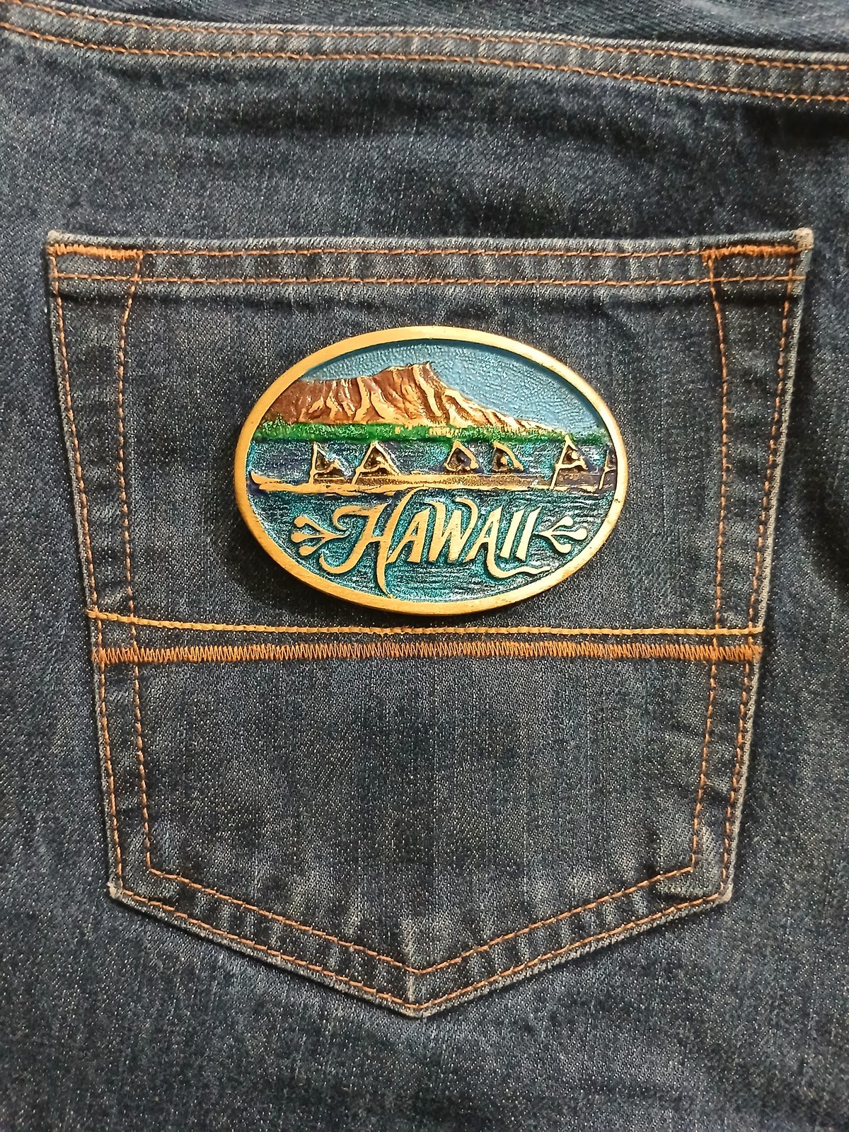 Hawaii Vintage Belt Buckle – On jeans back pocket Hawaii vintage belt buckle – on jeans back pocket