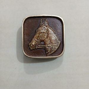 Horse Head vintage belt buckle – front view
