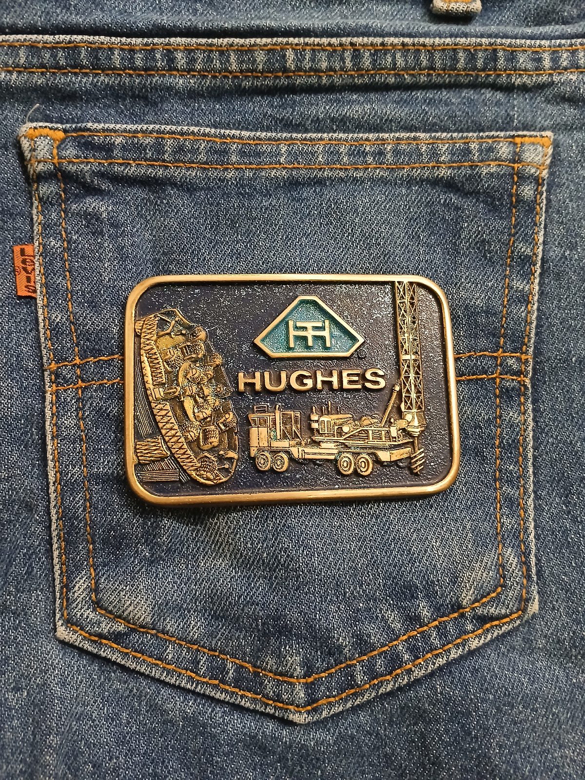 Hughes Vintage Belt Buckle – On jeans back pocket Hughes vintage belt buckle – on jeans back pocket