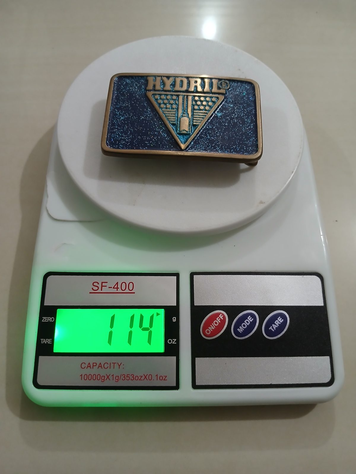 Hydril Vintage Belt Buckle – On scale showing weight Hydril vintage belt buckle – on scale showing weight