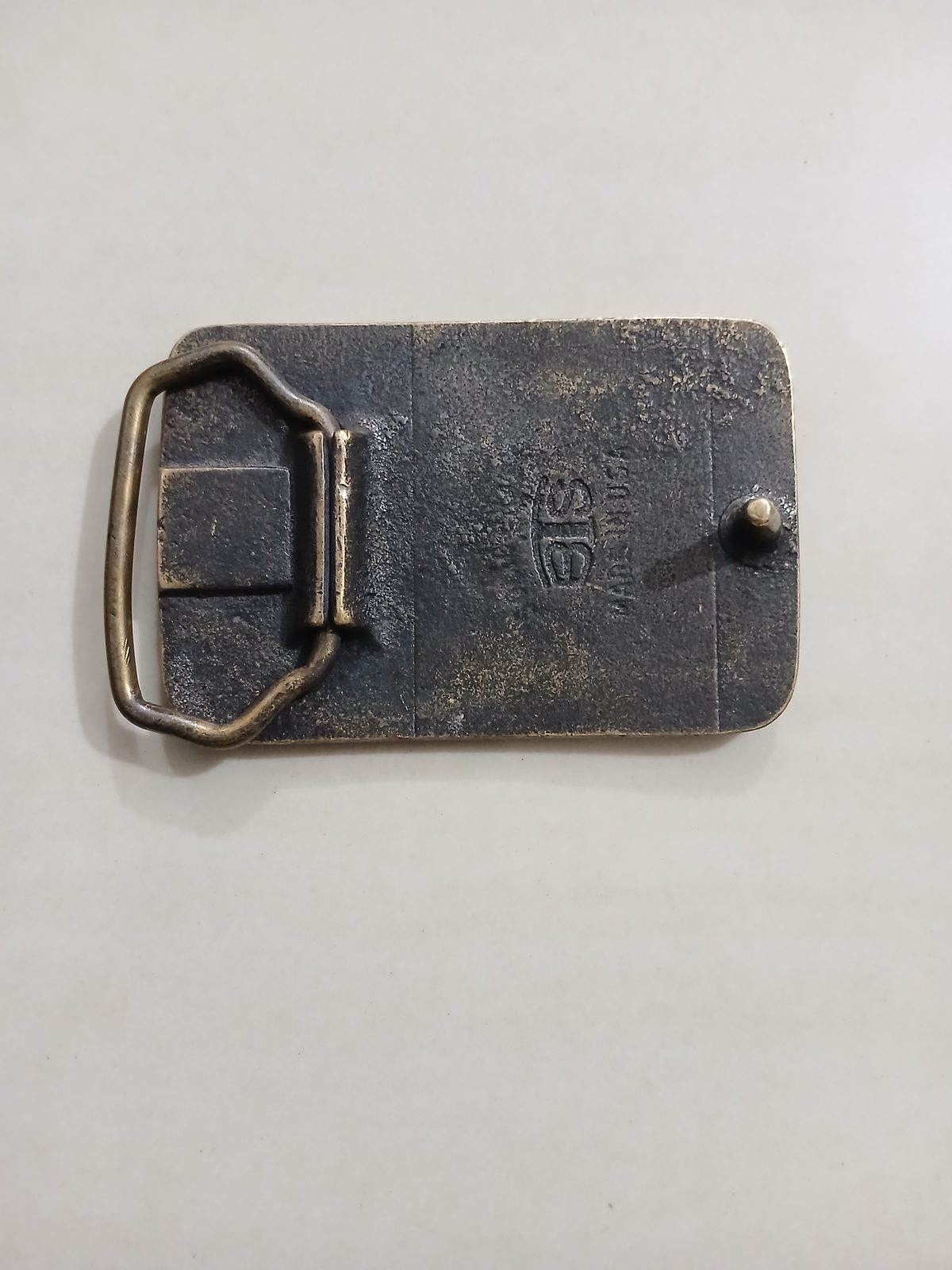 Im With Stupid Vintage Belt Buckle – Back view Im With Stupid vintage belt buckle – back view