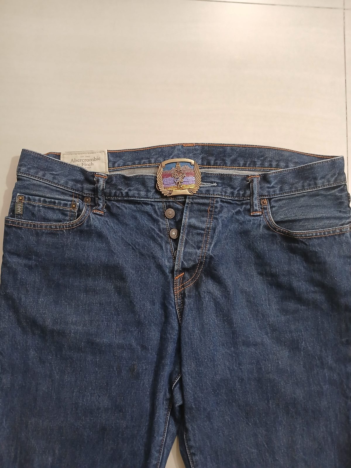 Indiana Gas Vintage Belt Buckle – Worn on belt with jeans Indiana Gas vintage belt buckle – worn on belt with jeans