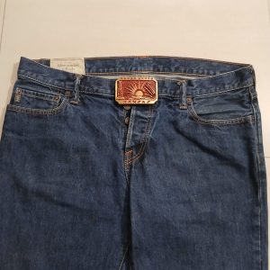 Kansas Sunflower vintage belt buckle – worn on belt with jeans