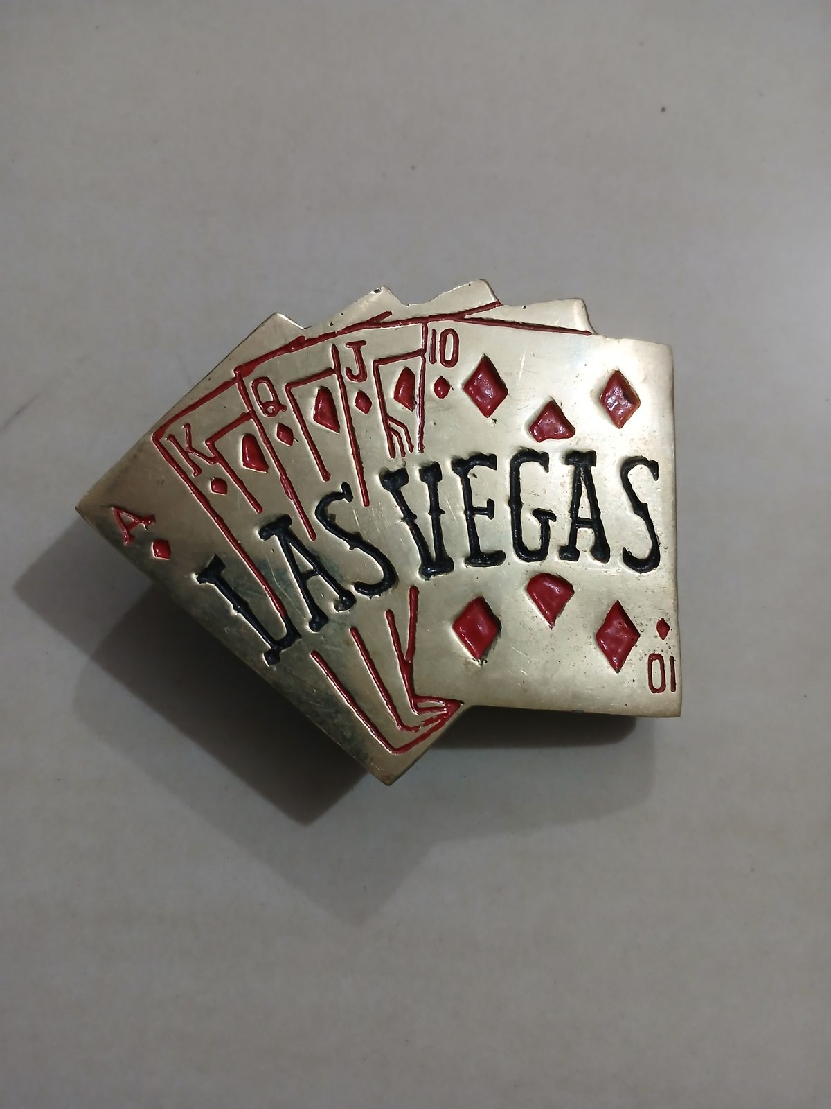 Las Vegas Cards Vintage Belt Buckle – Front view Las Vegas Cards vintage belt buckle – front view