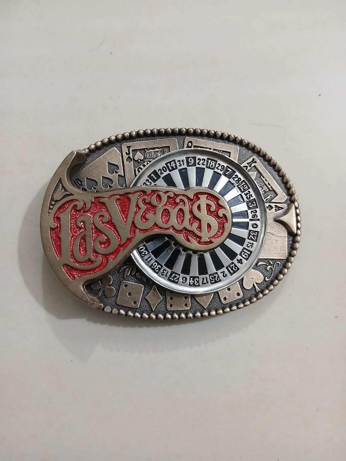 Las Vegas Vintage Belt Buckle – Front view Las Vegas vintage belt buckle – front view
