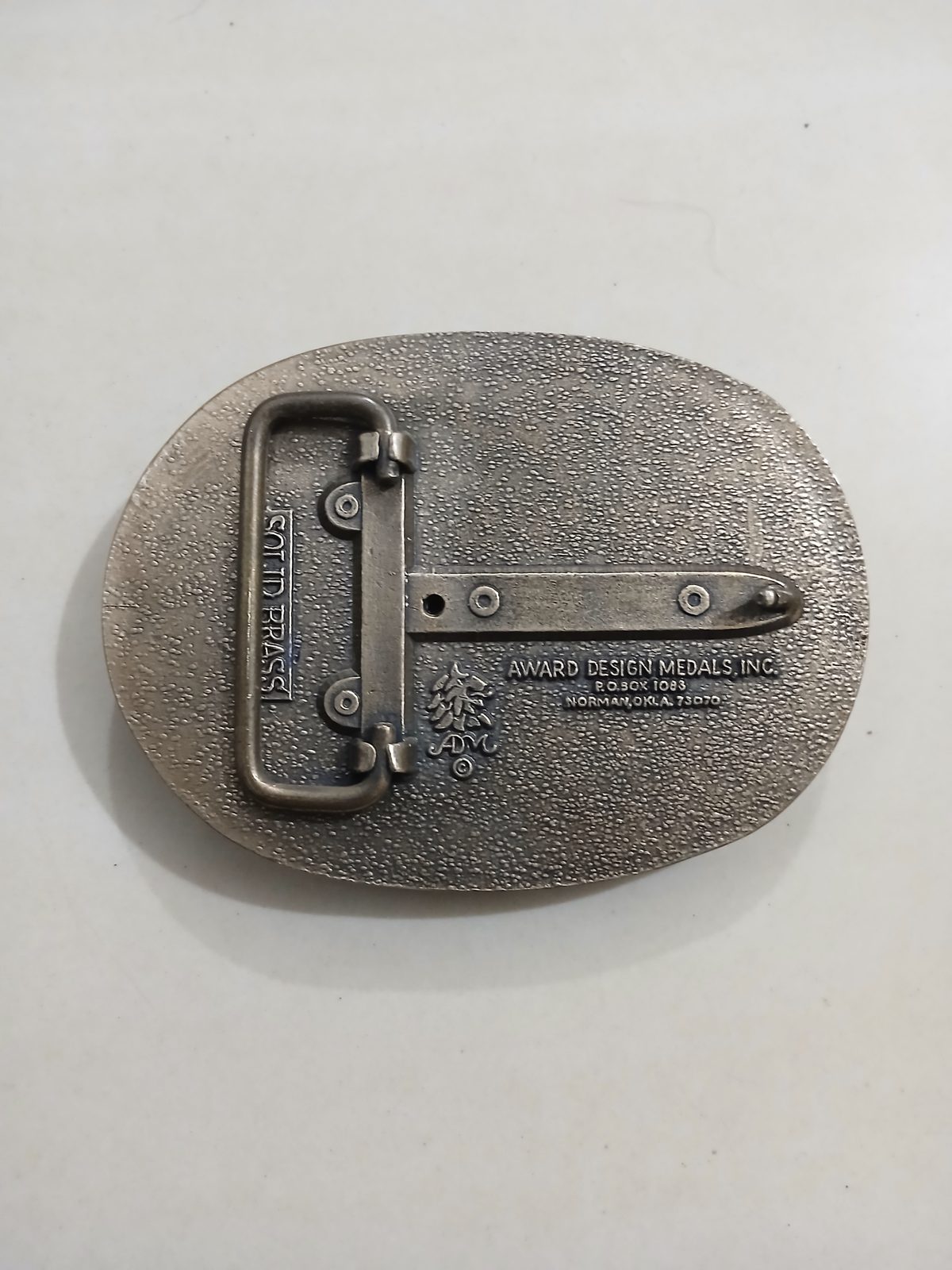 Las Vegas Vintage Belt Buckle – Back view Las Vegas vintage belt buckle – back view