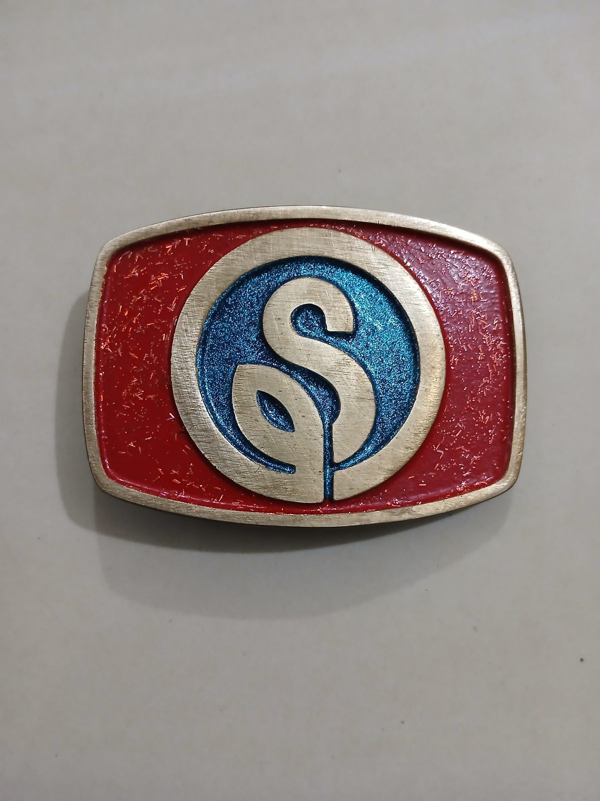 Letter S Logo Vintage Belt Buckle – Front view Letter S Logo vintage belt buckle – front view