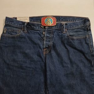 Letter S Logo vintage belt buckle – worn on belt with jeans