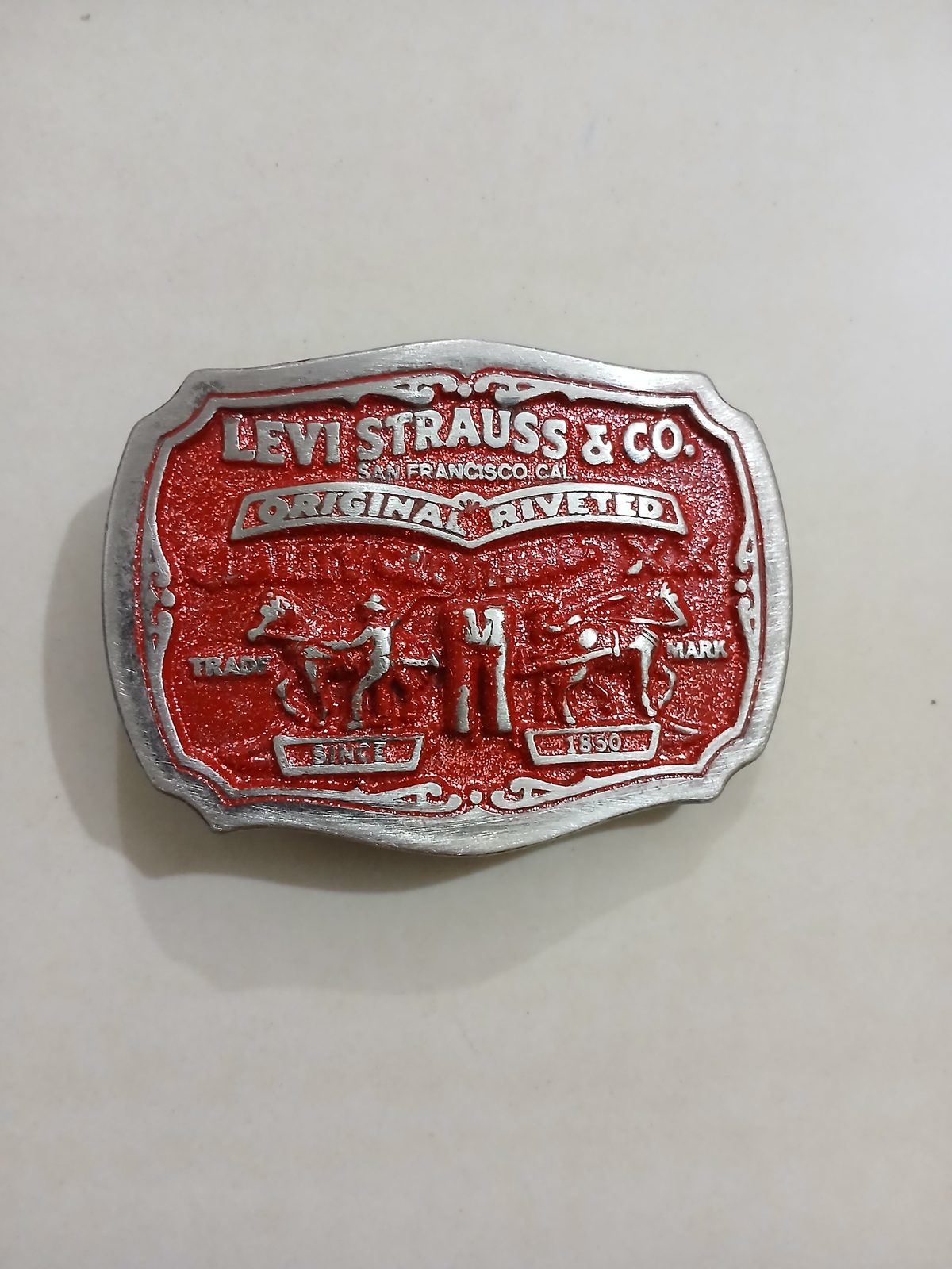 Levi Strauss Original Riveted Vintage Belt Buckle – Front view Levi Strauss Original Riveted vintage belt buckle – front view