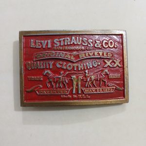 Levi Strauss Quality Clothing vintage belt buckle – front view