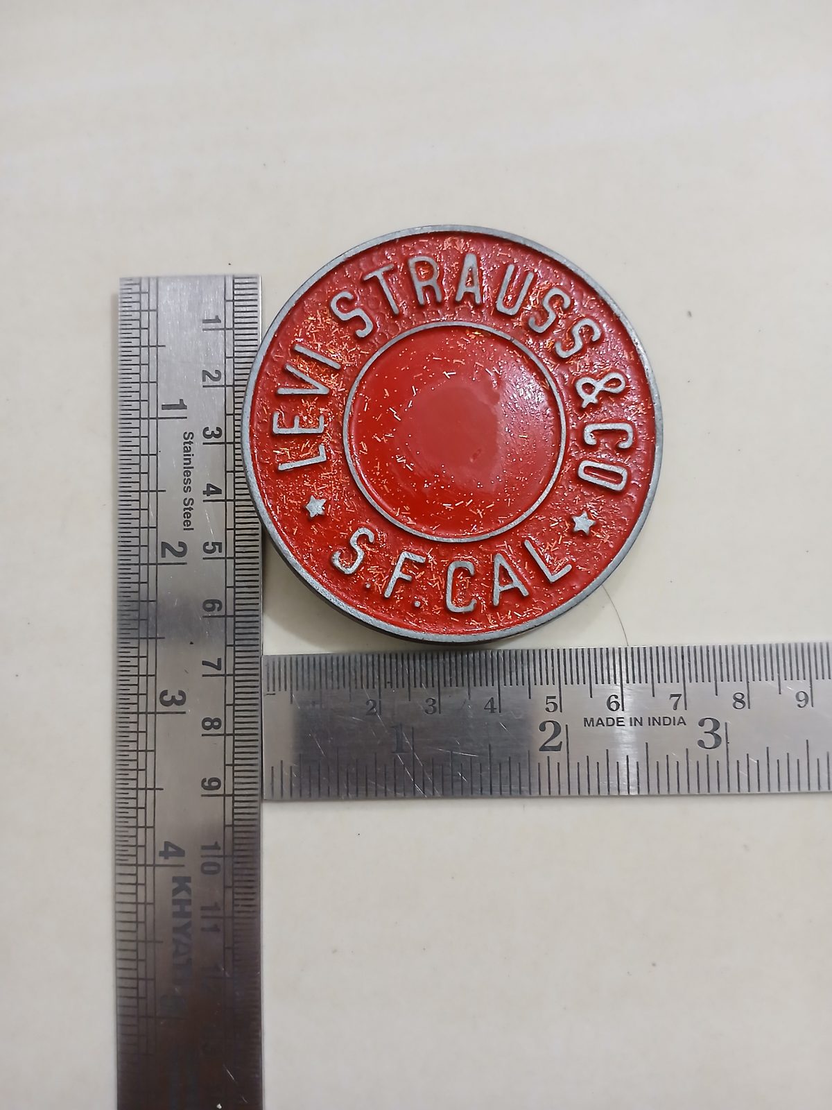 Levi Strauss SF Cal Vintage Belt Buckle – With ruler for size Levi Strauss SF Cal vintage belt buckle – with ruler for size