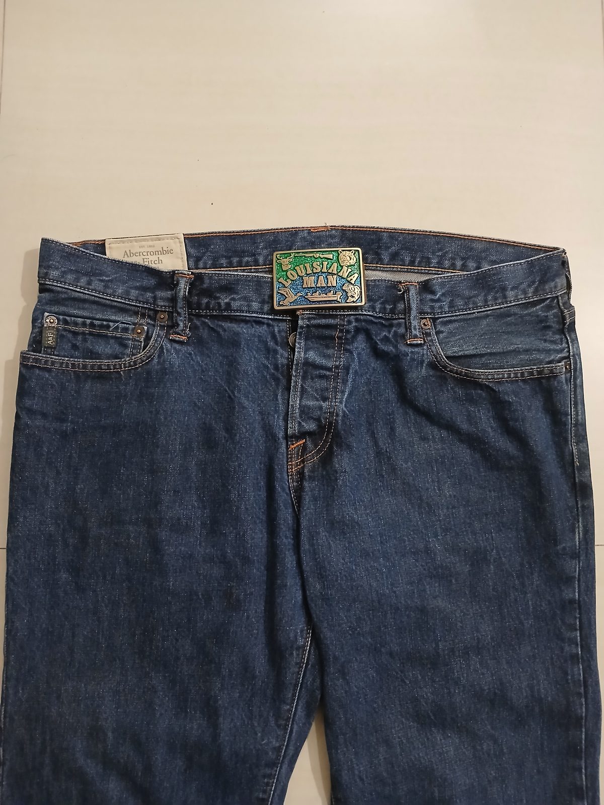Louisiana Man Vintage Belt Buckle – Worn on belt with jeans Louisiana Man vintage belt buckle – worn on belt with jeans
