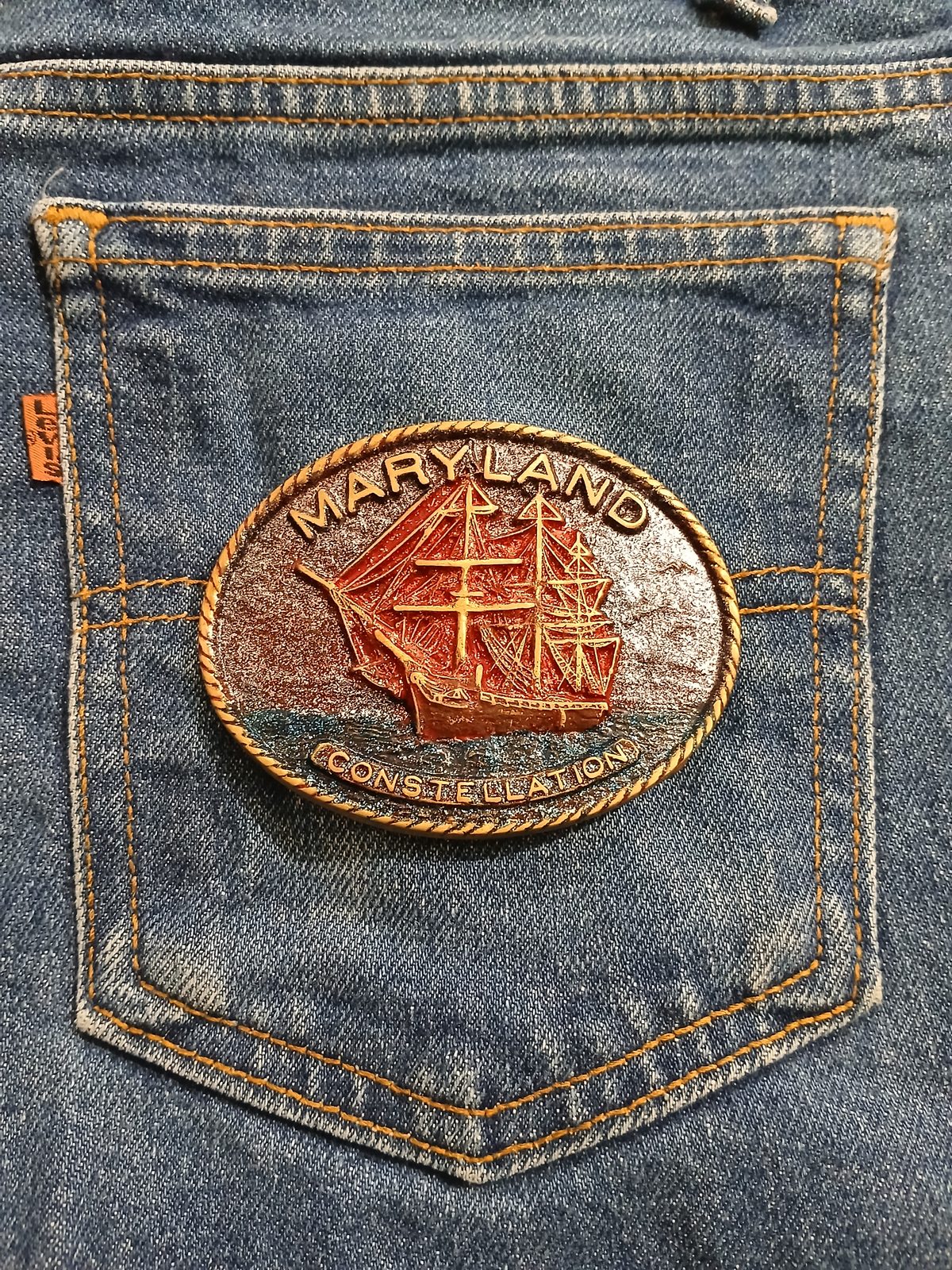Maryland Constellation Ship Vintage Belt Buckle – On jeans back pocket Maryland Constellation Ship vintage belt buckle – on jeans back pocket