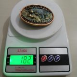 Mount Rushmore vintage belt buckle – on scale showing weight