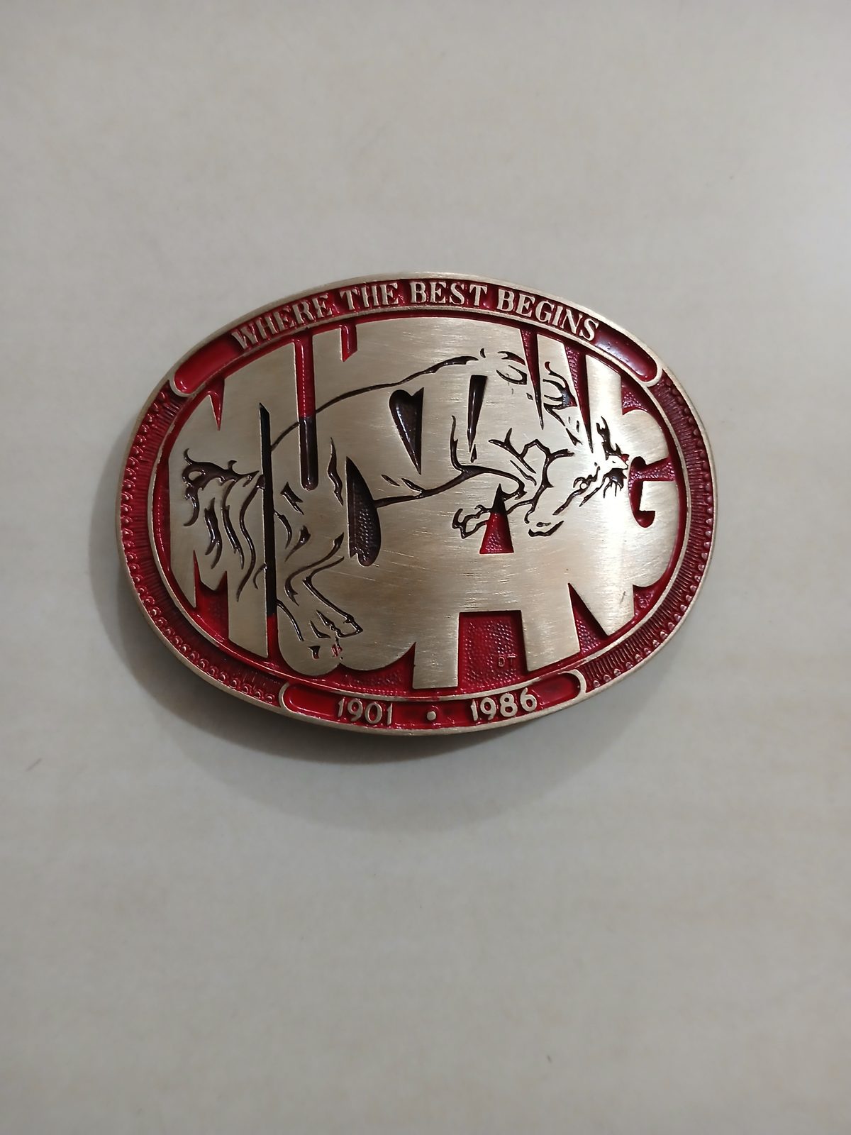 Mustang 1901-1986 Vintage Belt Buckle – Front view Mustang 1901-1986 vintage belt buckle – front view