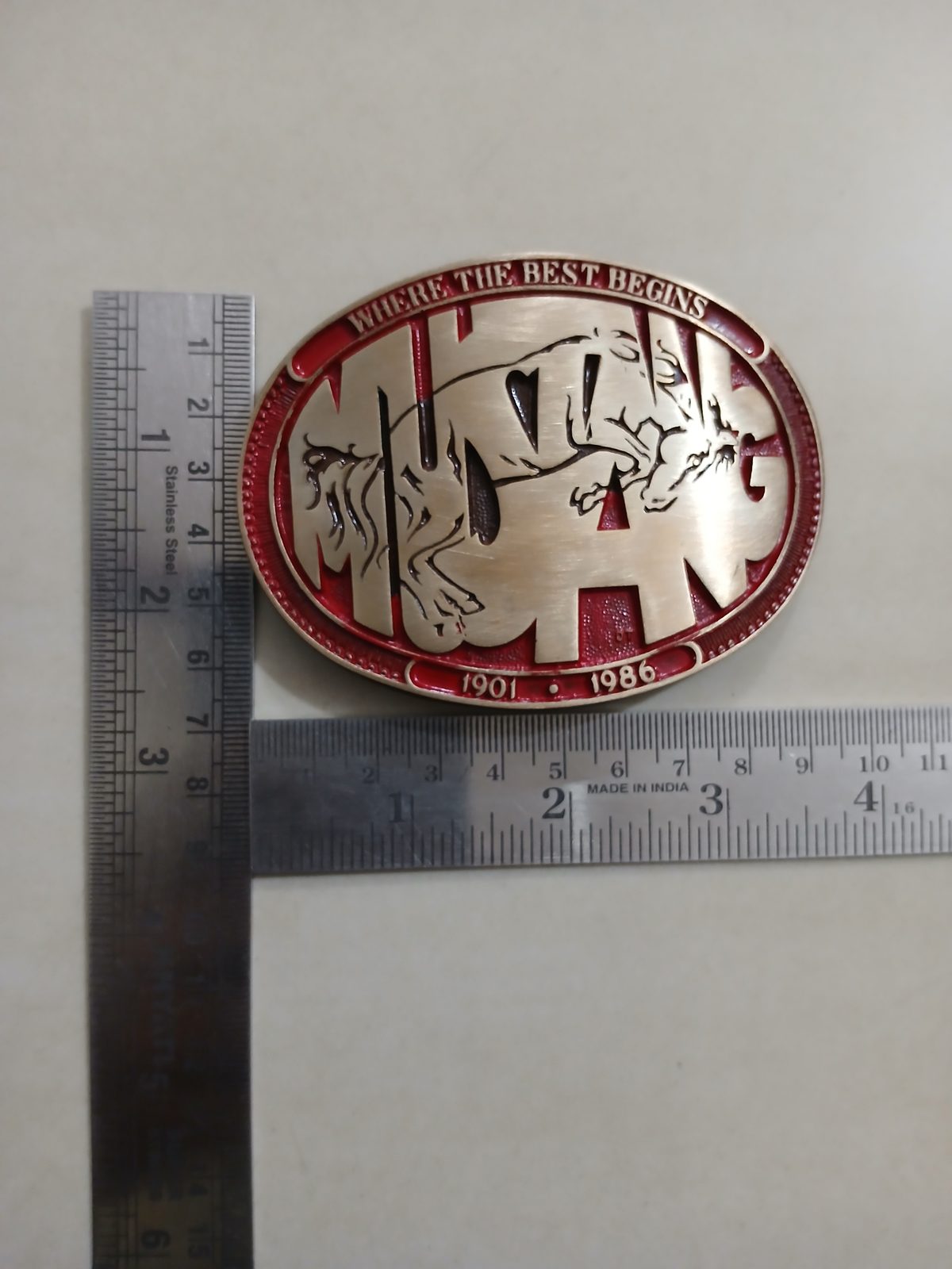 Mustang 1901-1986 Vintage Belt Buckle – With ruler for size Mustang 1901-1986 vintage belt buckle – with ruler for size