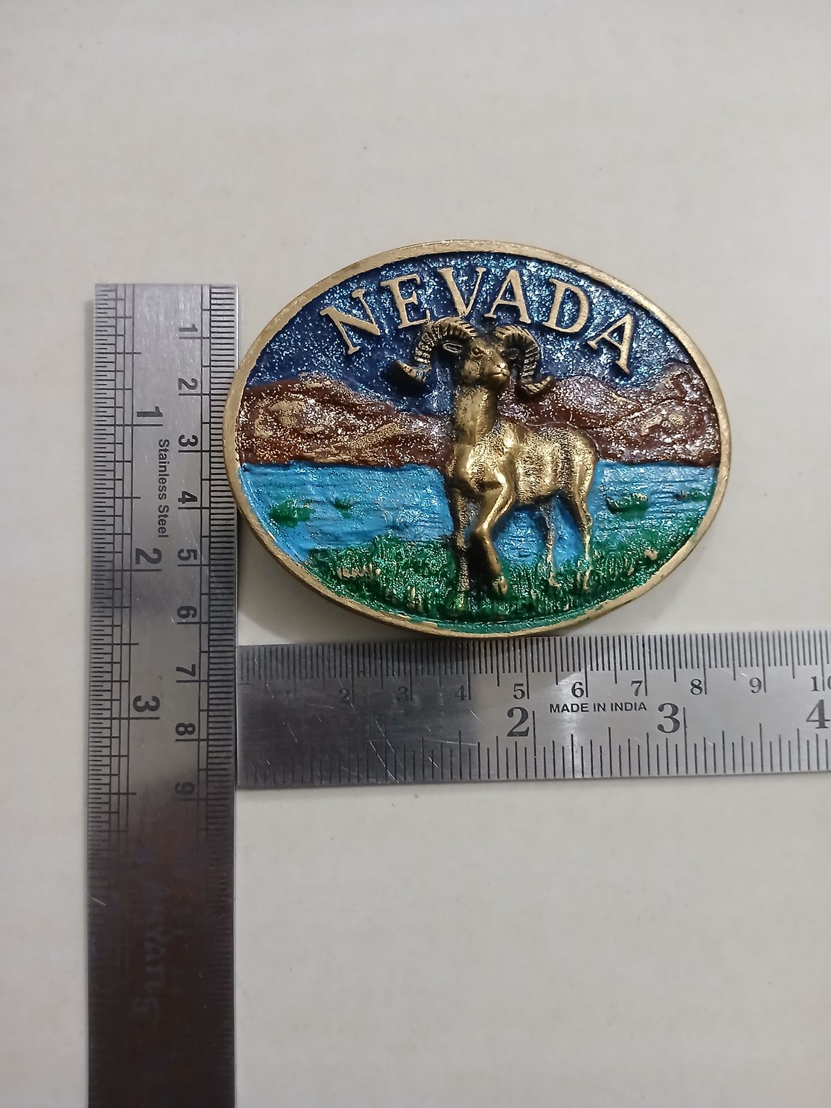 Nevada Bighorn Ram Vintage Belt Buckle – With ruler for size Nevada Bighorn Ram vintage belt buckle – with ruler for size