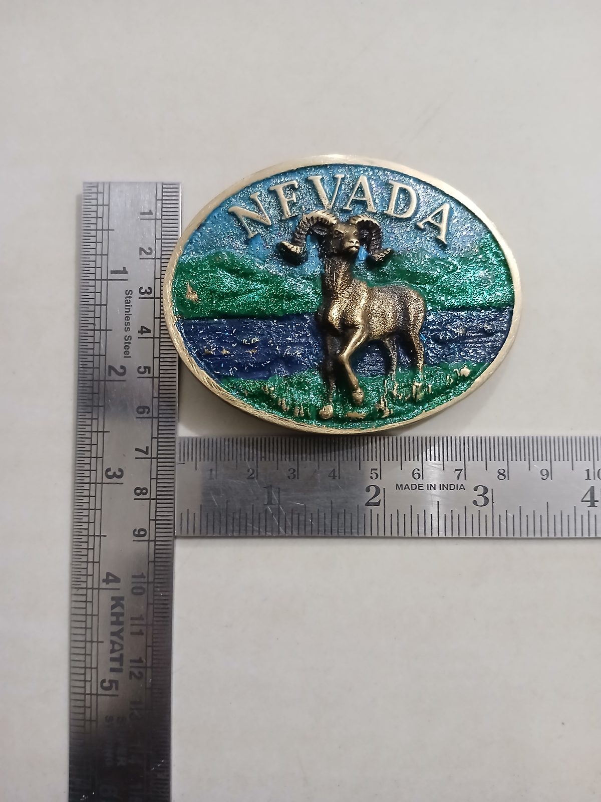 Nevada Bighorn Ram Vintage Belt Buckle – With ruler for size Nevada Bighorn Ram vintage belt buckle – with ruler for size