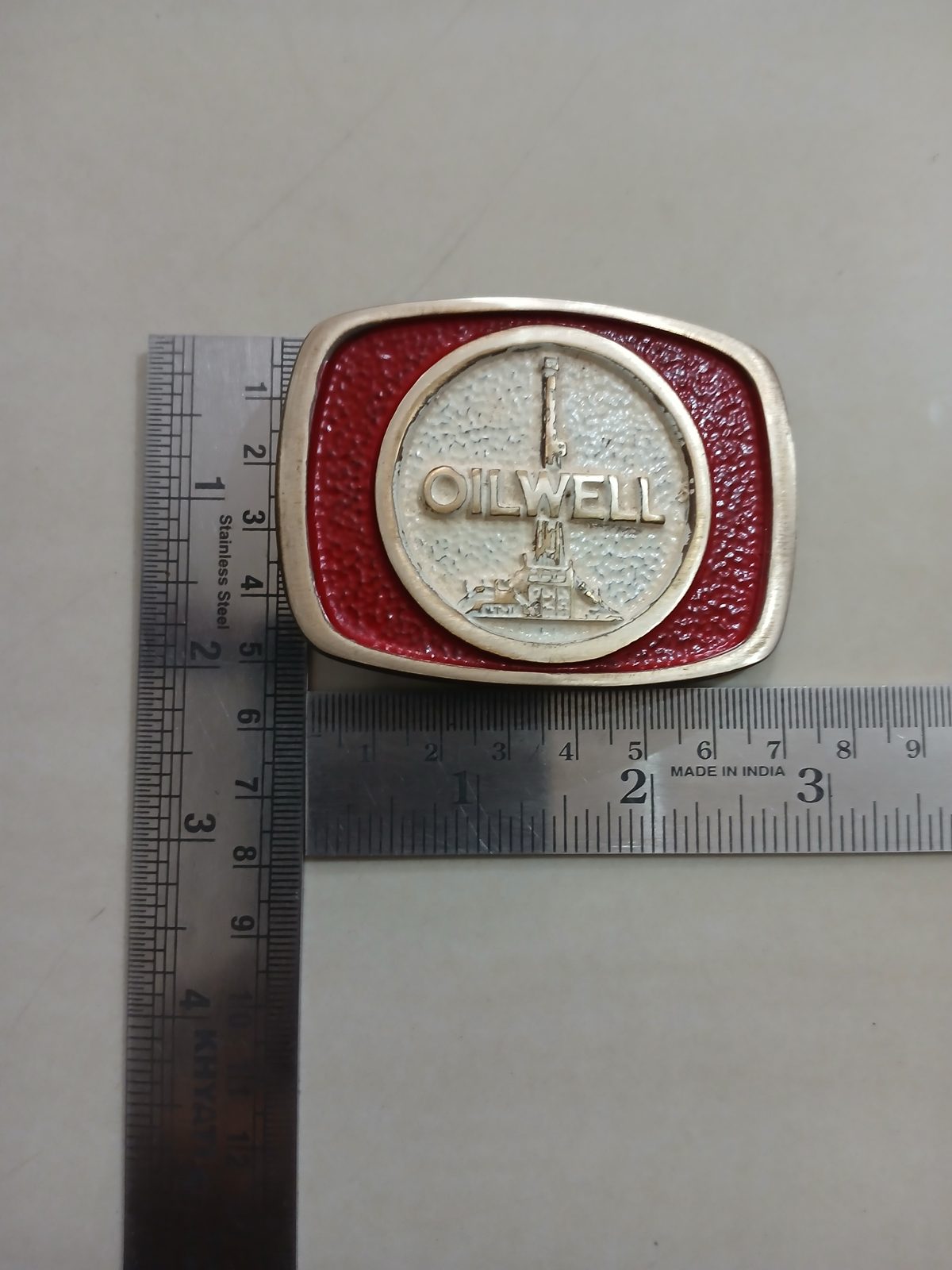Oilwell Vintage Belt Buckle – With ruler for size Oilwell vintage belt buckle – with ruler for size