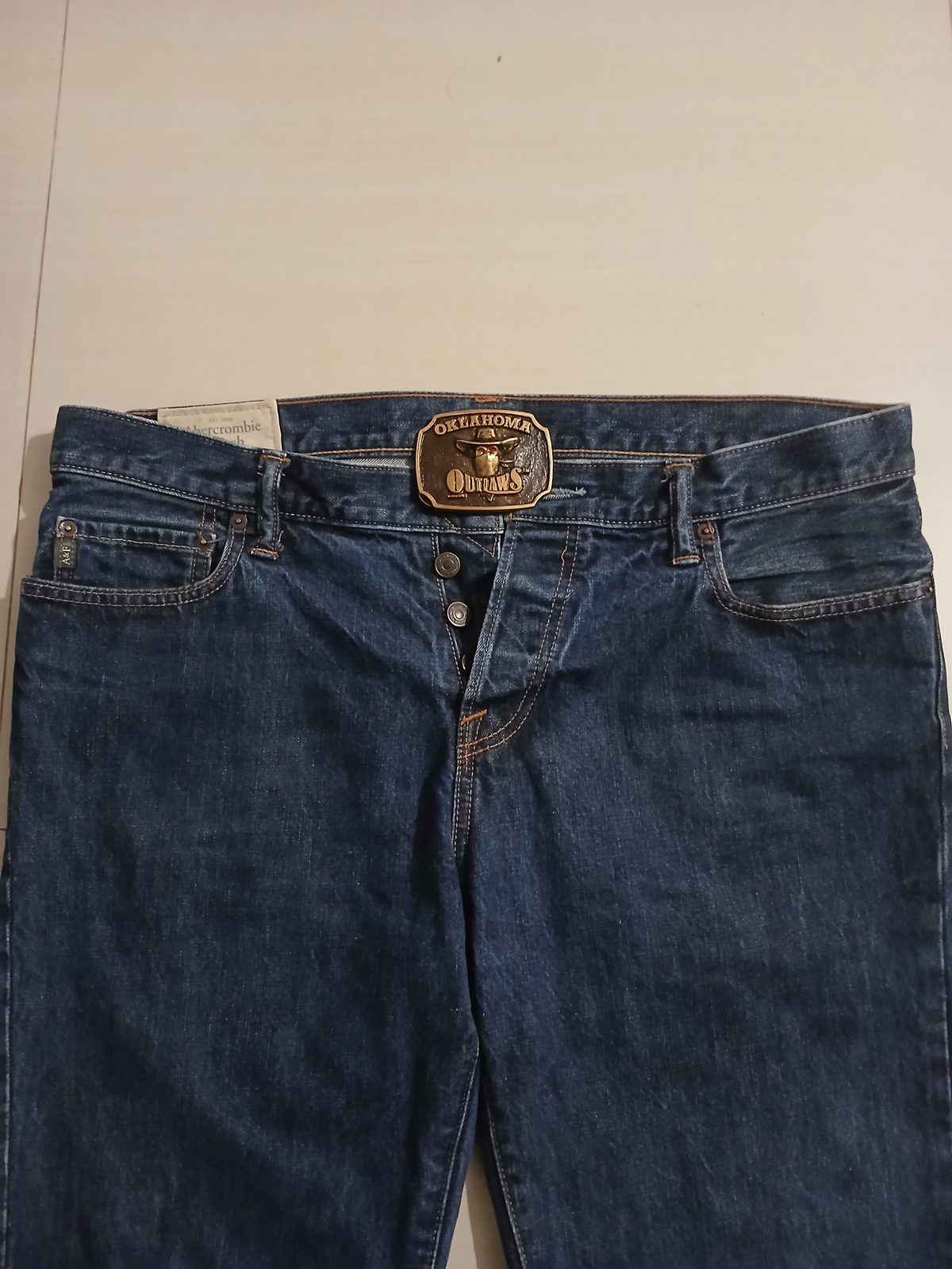 Oklahoma Outlaws Vintage Belt Buckle – Worn on belt with jeans Oklahoma Outlaws vintage belt buckle – worn on belt with jeans