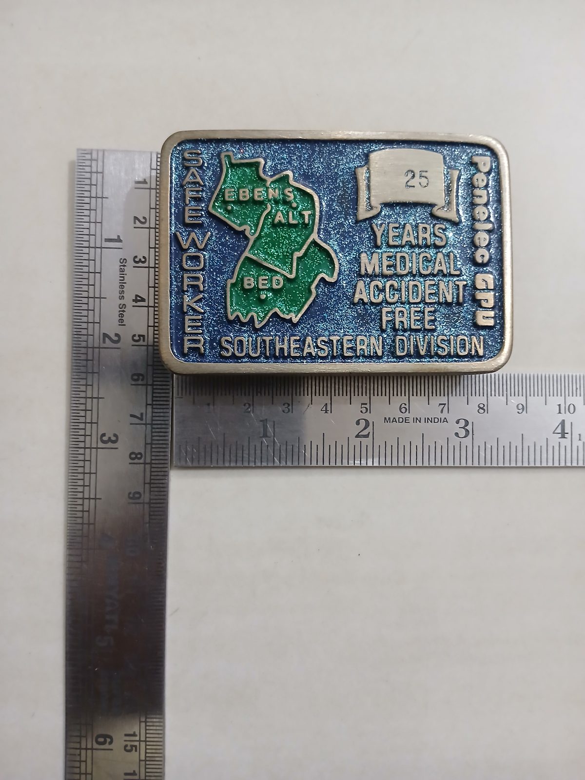 Penelec GPU 25 Years Safe Worker Vintage Belt Buckle – With ruler for size Penelec GPU 25 Years Safe Worker vintage belt buckle – with ruler for size