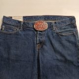 Pennsylvania Keystone State vintage belt buckle – worn on belt with jeans