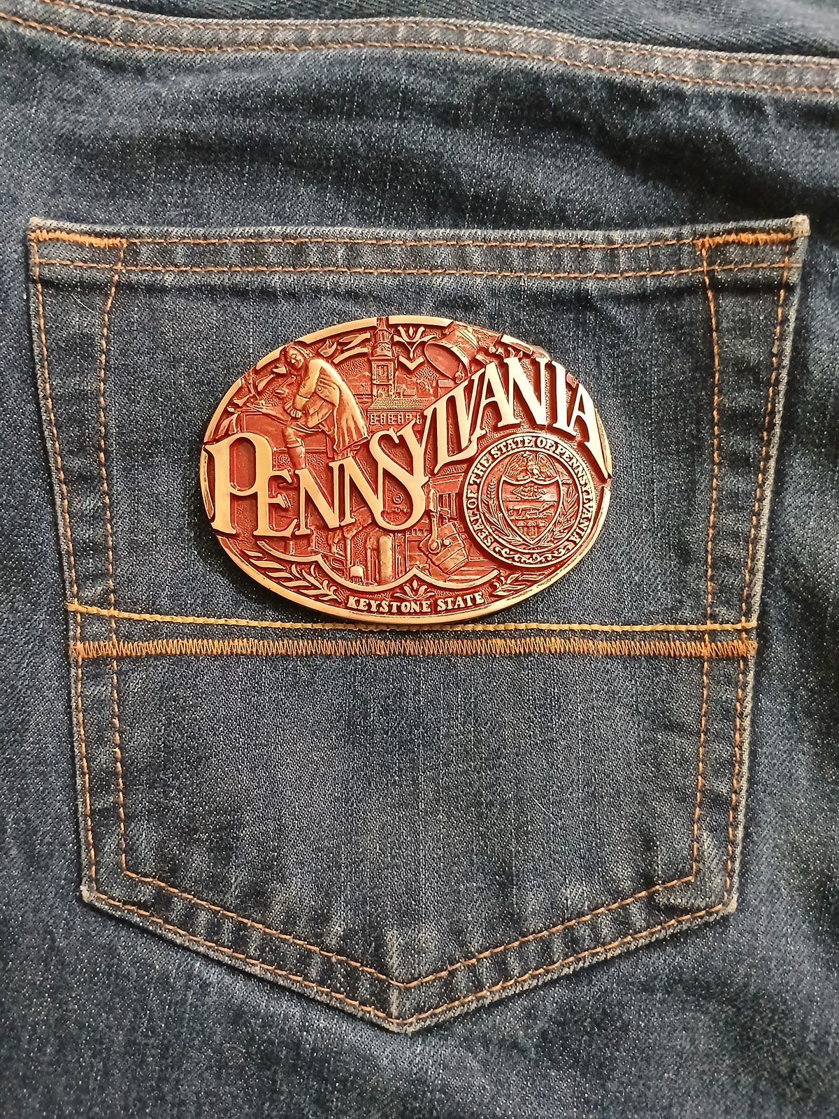 Pennsylvania Keystone State Vintage Belt Buckle – On jeans back pocket Pennsylvania Keystone State vintage belt buckle – on jeans back pocket
