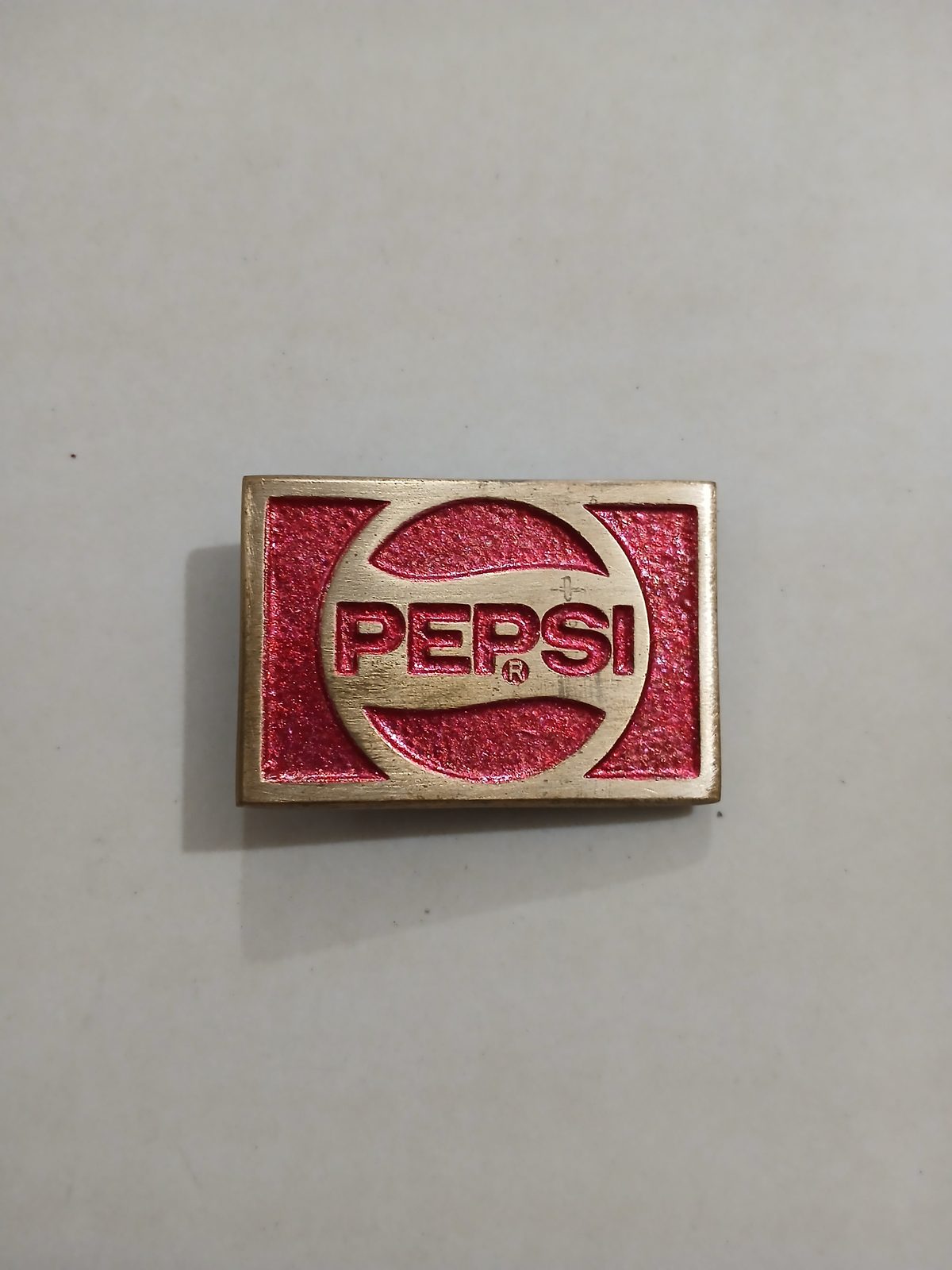 Pepsi Vintage Belt Buckle – Front view Pepsi vintage belt buckle – front view
